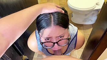 A small Latina maid knows how to please her boss