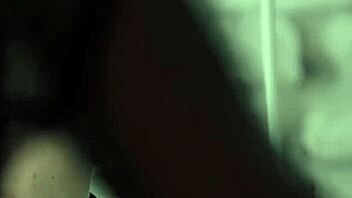 Cute Asian babe, let's have steamy lesbian fun!