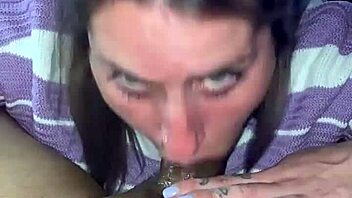 Me Rica Chupada Que Le Hago Como Me Encanta Llevarla Al Fondo De Mi Garganta Y Que Me De Toda La Lechita