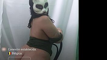 curvy girl shows fucking on video call