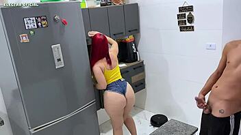 Contratei Essa Empregada Com Shortinho Provocante Safada