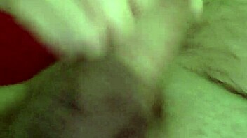 Tiny 18+ Penis Cums In 30 Seconds!