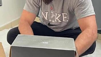 OMG, Pequena Sexdoll Gets Wrecked by a Massive Cock in Homemade Bedroom Play! 😱