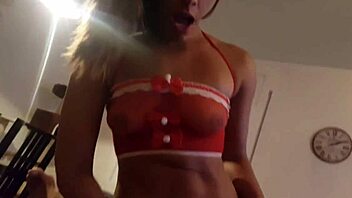 Daring Public Face Fucking And Ass Sucking