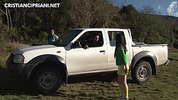 the forest guide fucking with his girlfriend