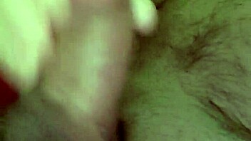 Tiny 18+ Penis Cums In 30 Seconds!