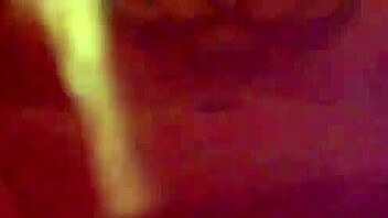 Wonderful Pee, Wonderful Squirting for Italian Slut!