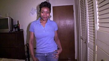 An 18-year-old beauty sucks two dicks at the same time