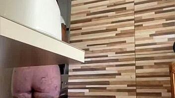 Japanese bbw shows off huge pussy