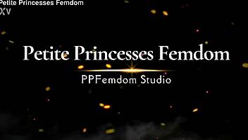 i can't breathe under petite mistress kira's tight yoga pants