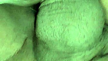 Gordinha gostosa, what are you doing?