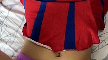 Hot cheerleader assfucks two cocks