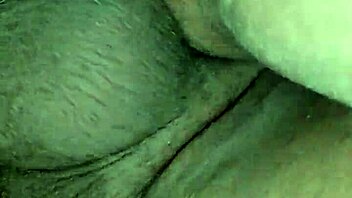 Gordinha gostosa, what are you doing?