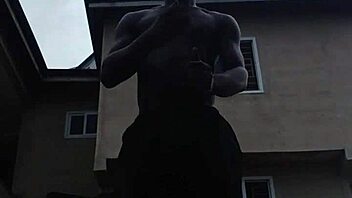 Workout Boosts Stamina for Long, Intense Sex Sessions