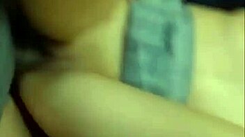 voy por mi media hermana a su escuela y al llegar a casa me la cojo de perrito y abierta de piernas video casero real