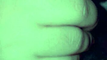 Amateur homemade video with bbw enjoying the day