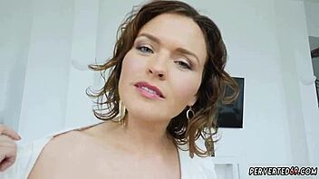 tattooed step mom caught sucking krissy lynn?