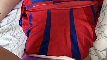 Hot cheerleader assfucks two cocks