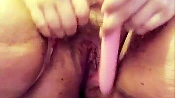 Watch Puerto Rican slut squirt with vibes?