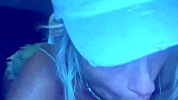 young whore gives head & gets fucked bareback before letting a dude cum in her mouth