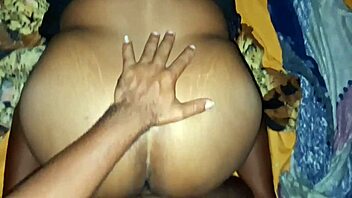 comendo a buceta da funcionaria evangelica da pousada na bahia