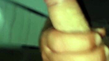 Italian amatoriale: intense toe-fucking with a big dick