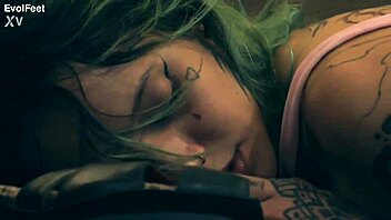 if you suck my toes, we'll have a good day