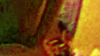 Kličem kukolda medtem ko me jebejo