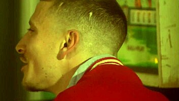 bed chit chat turns to passionate lesbian love