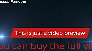 i can't breathe under petite mistress kira's tight yoga pants