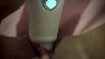 Que rico suena cuando me masturbo con dildo 😍