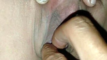 I Gave the Mature Woman with Hairy Pussy an Orgasm in Massage Rooms