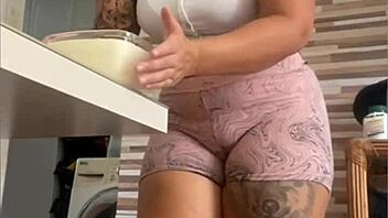 Japanese bbw shows off huge pussy