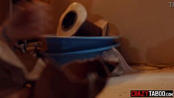 Casey Calvert fucks Victoria Voxxx