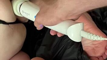 sucking cock and taking it deep with an anal hook in place! 😈