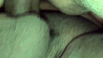 Gordinha gostosa, what are you doing?