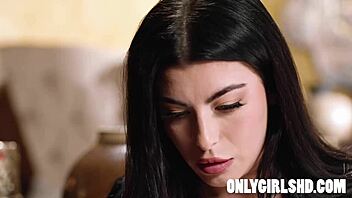 Personal assistant gal ritchie sucks big ass teen in hardcore reality