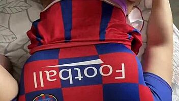 Hot cheerleader assfucks two cocks