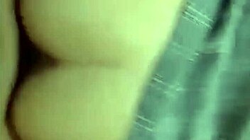 voy por mi media hermana a su escuela y al llegar a casa me la cojo de perrito y abierta de piernas video casero real