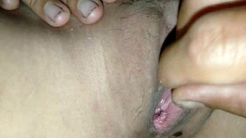 I Gave the Mature Woman with Hairy Pussy an Orgasm in Massage Rooms