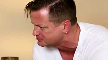 Pretty milf in homemade video receives foot and pussy worship leading to orgasm