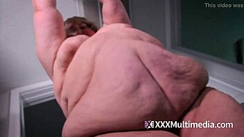 ssbbw ivy davenport jiggles her massive belly hard