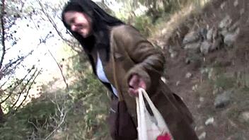 mamma brunetta vogliosa di cazzo riding big cock hairless bent over fingering gaping fucking shoes pussy doggystyle