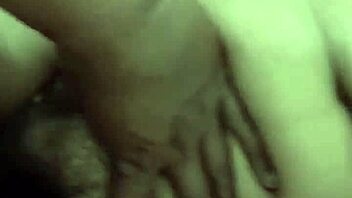 Indonesian binor with super montok body gets enjoyed in steamy session