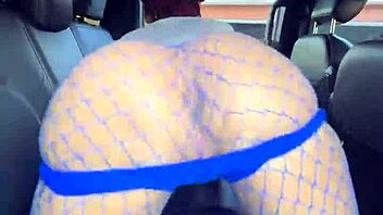 Ass spread pussy play & twerking in my cucking white men shorts!