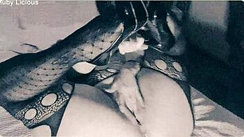 juicy rubii is at it again with her homemade solo