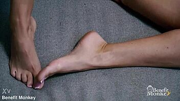 Perfect blonde Candee Licious shows off her big ass and natural tits in lingerie.