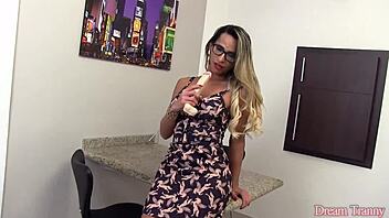 fine tits and ass tgirl leticia menezes indulges in solo pleasure