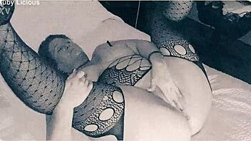 juicy rubii is at it again with her homemade solo