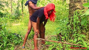 i'm the naughty college babe fucking my roommate in the bush